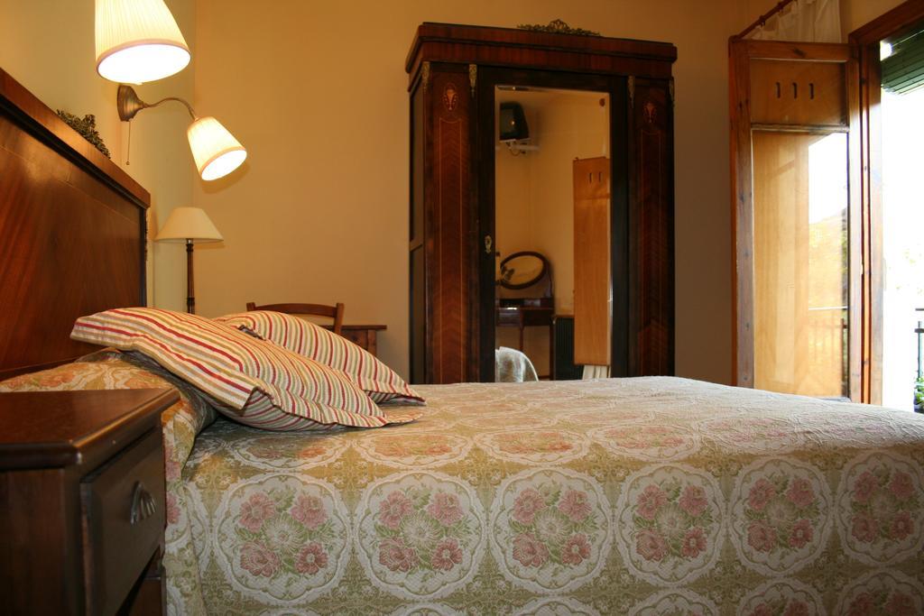 Hotel Casa Peix Serraduy Oda fotoğraf
