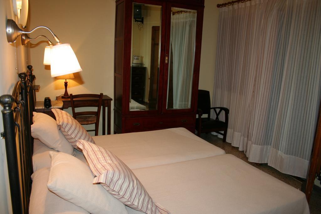 Hotel Casa Peix Serraduy Oda fotoğraf